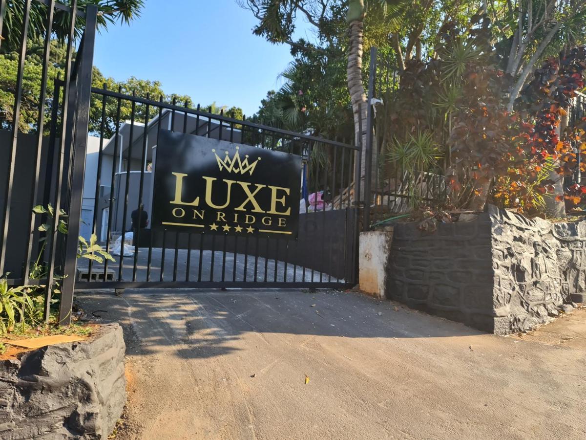 Luxe On Ridge Boutique Hotel ダーバン エクステリア 写真